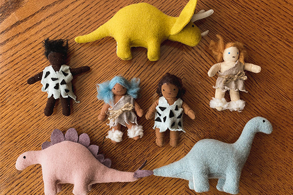 DIY | Create your very own Holdie Folk Cavepeople