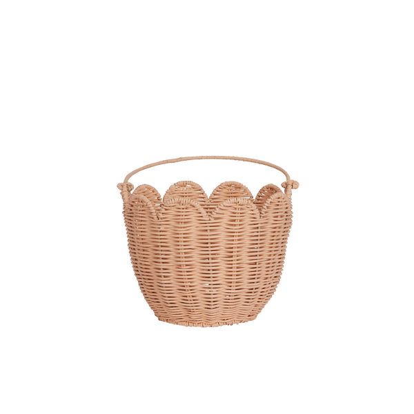 Rattan Tulip Carry Basket - Seashell Pink