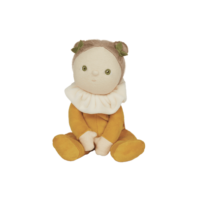 Cora Corn, the charming limited-edition collectable corn plush toy. A posable plush doll with gentle weighting inside, dressed in a soft, non-removable velvet onesie. Collect all Happy Harvest friends.
