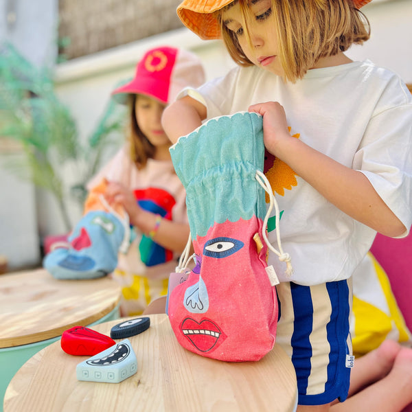Enhance sensory exploration and imaginative play with our vibrant, tactile stones. Made from a blend of resin and granite, these weighted treasures are ideal for sparking creativity and engaging young minds in endless adventures.